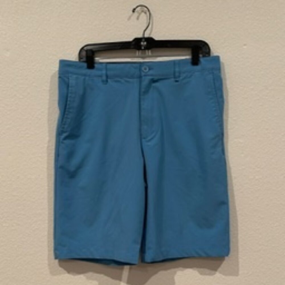 IZOD PerformX Golf Shorts – Men’s 33 (Light Blue)